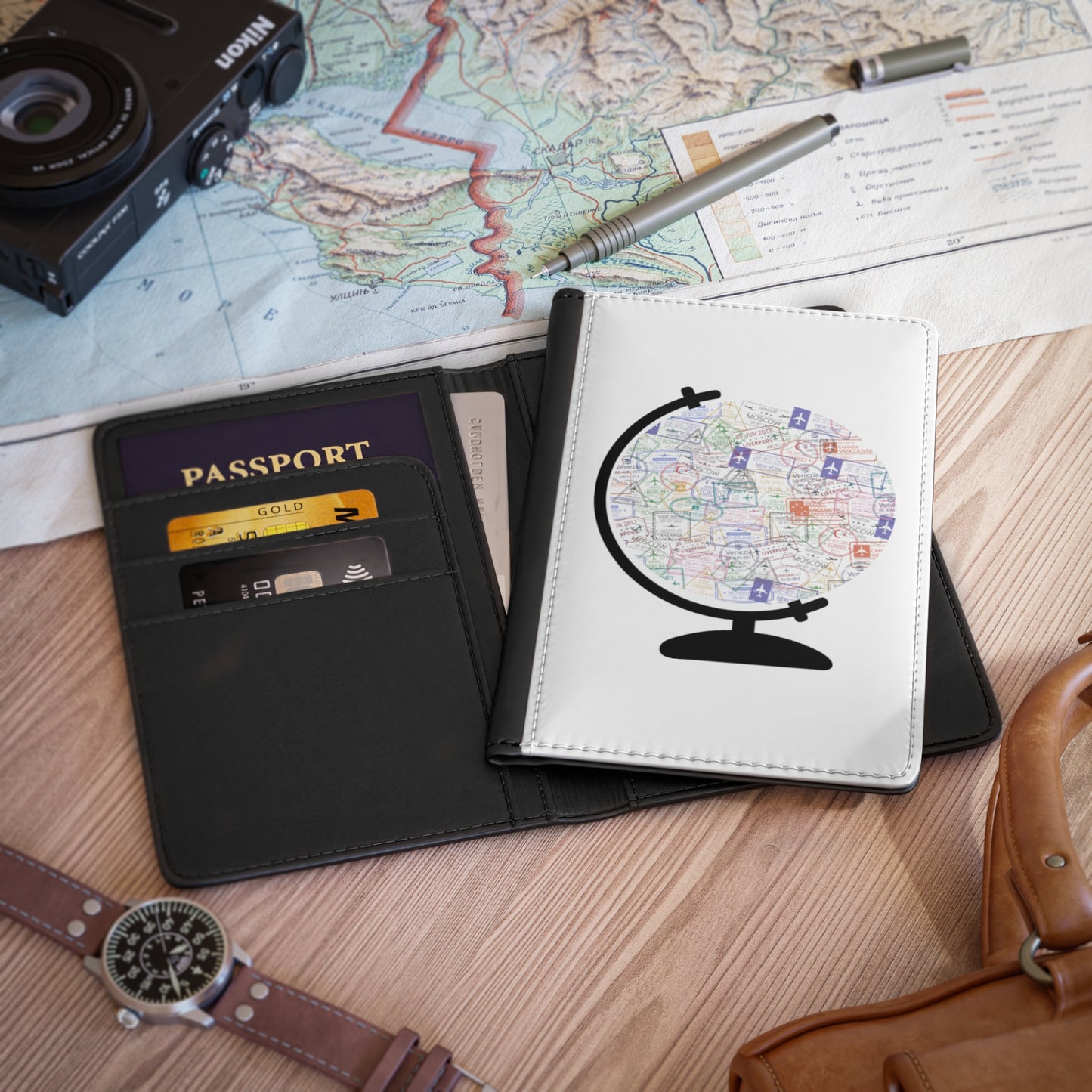 Cover del Pasaporte con Ponches en Forma de Globo