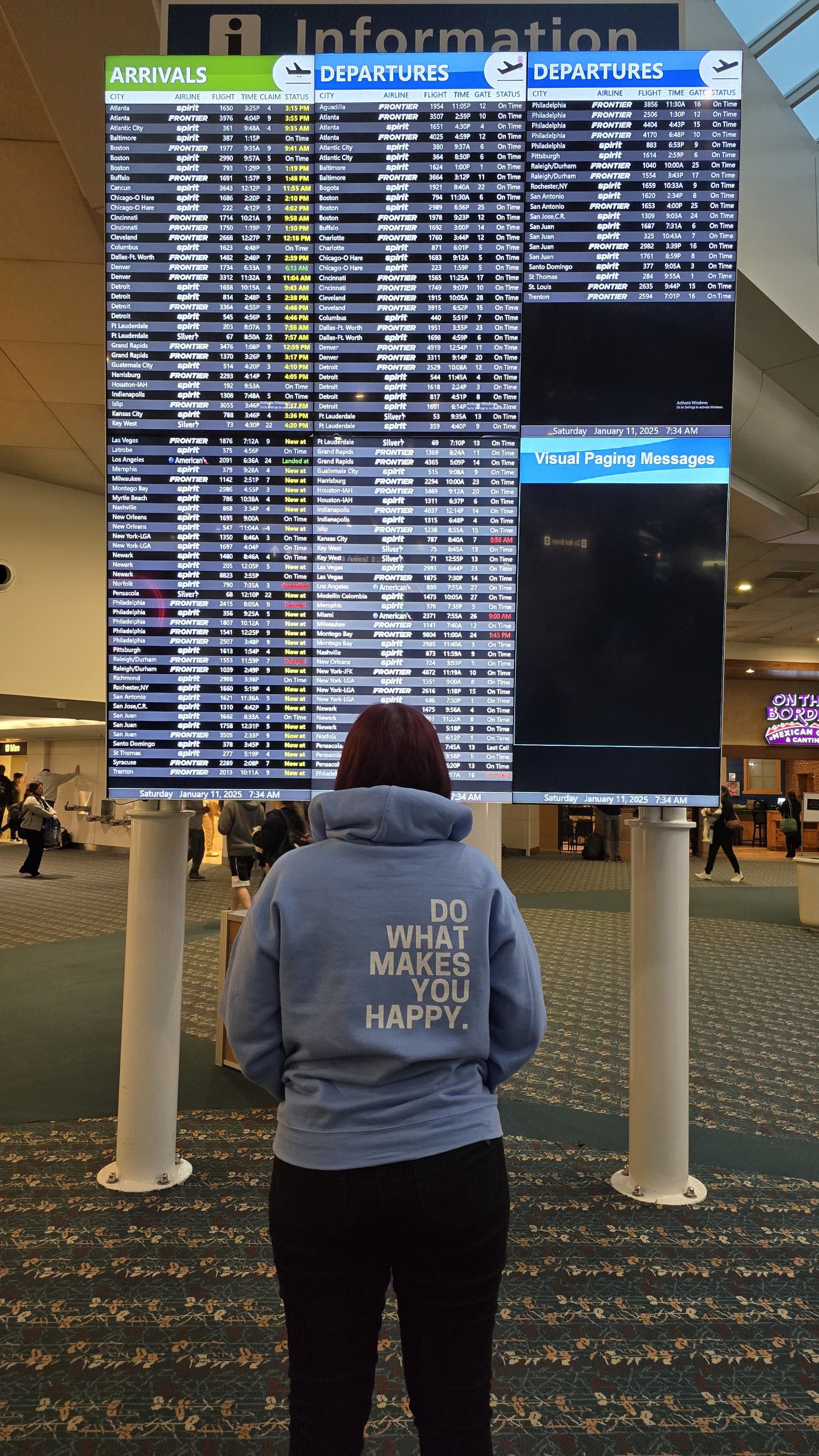 Hoddie Travel Adventure